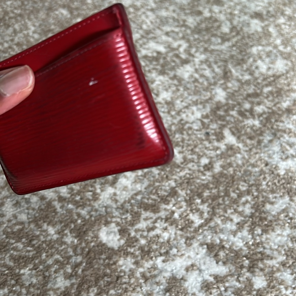 COPY - Louis Vuitton ‘Epi’ Card Holder - Picture 13 of 13